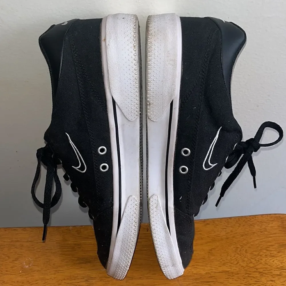 Nike size 10